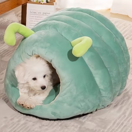 Essential Cozy Caterpillar Pet Bed for Winter, a Closed Warm Shelter for Cats And Dogs, Featuring a Cute Non-Slip Design, a Comforting Haven for Your Furry Friends.